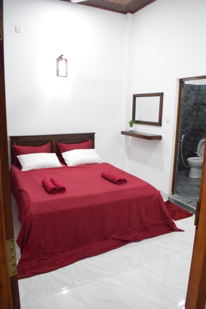 The Alexis's Guest House Negombo Extérieur photo